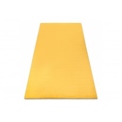 Geltonas kailio imitacijos kilimas