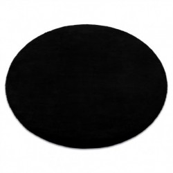 Apskritas kilimas su triušių kailio imitacija, juoda spalva